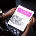 Código de programación Python en pantalla