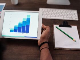 Emprendedor validando una idea de negocio