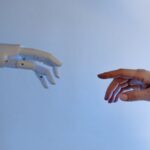 Robot de inteligencia artificial interactuando